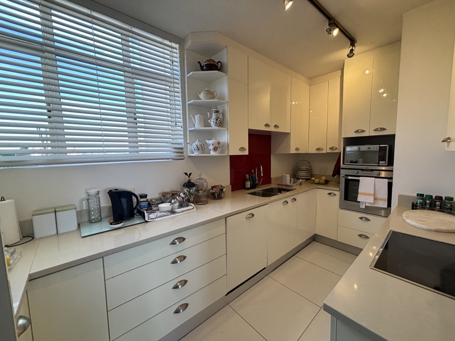 2 Bedroom Property for Sale in Summerstrand Eastern Cape